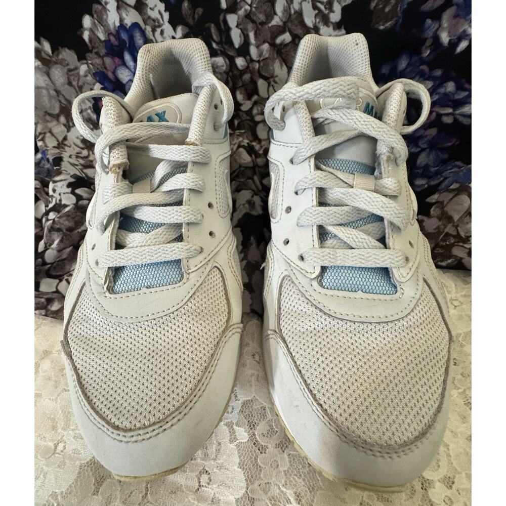 Size 8 - Nike Air Max IVO Pure Platinum White blue sneaker running shoe - Picture 2 of 9